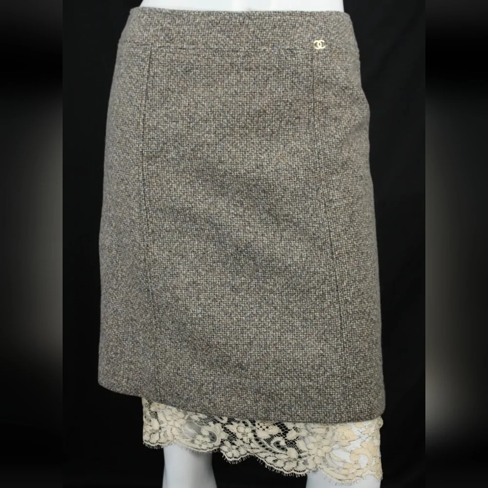 CHANEL VINTAGE WOOL SUIT - SIZE 36